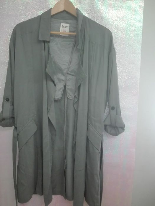 Roupa Bershka e MO