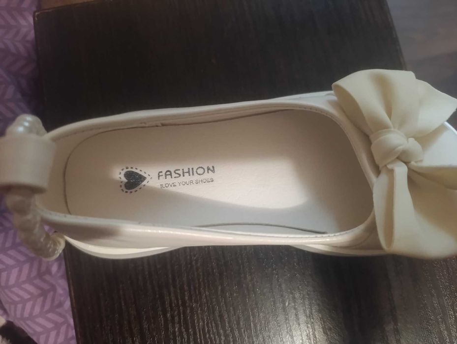 Туфлі для дівчинки 5-6 років