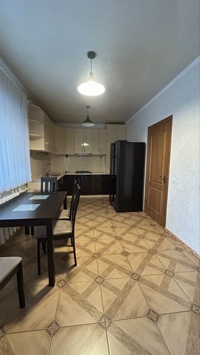 Продам гарний будинок 70км від м.Києва