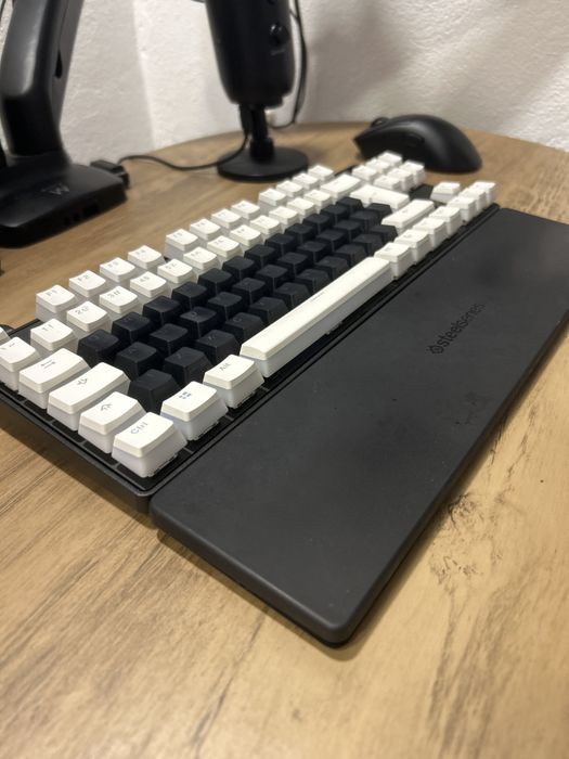 Apex Pro TKL 2023 | OmniPoint 2.0 | Rapid Trigger | Apoio de pulso