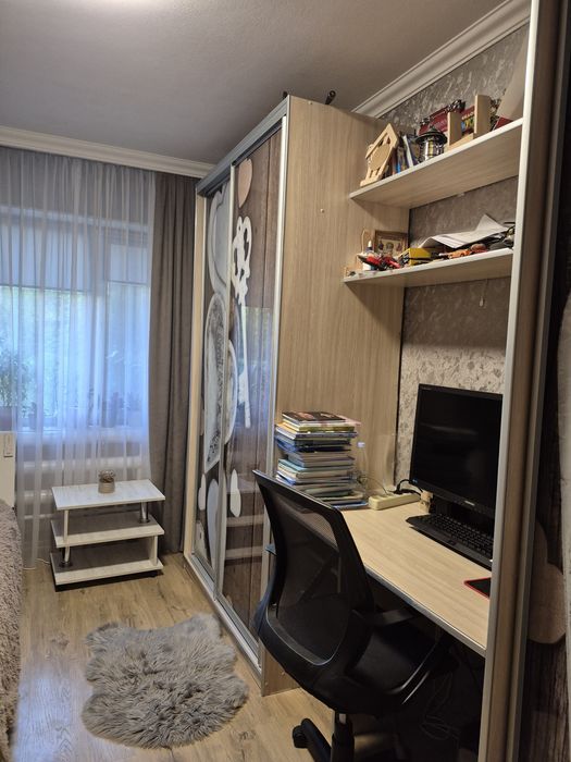 Продам квартиру на Леваневського