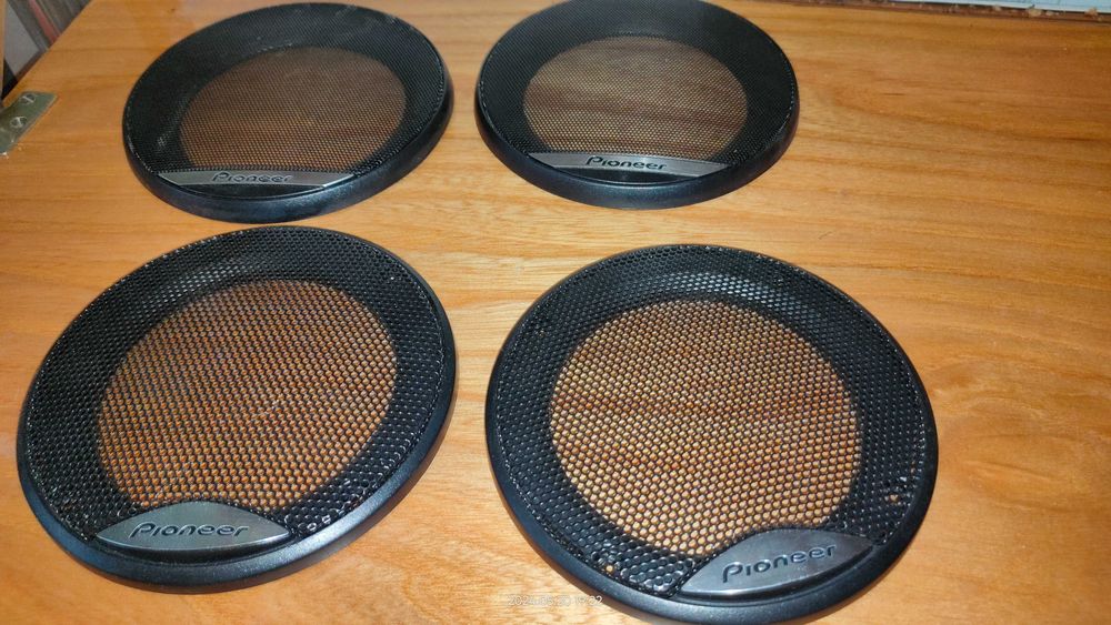 Maskownice Pioneer nowe 4 sztuki