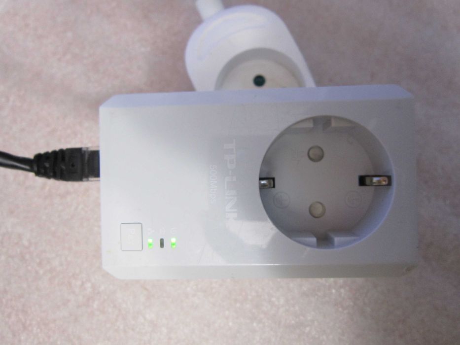 Transmiter sieciowy PowerLine Tp-link AV500 TL-PA4020P