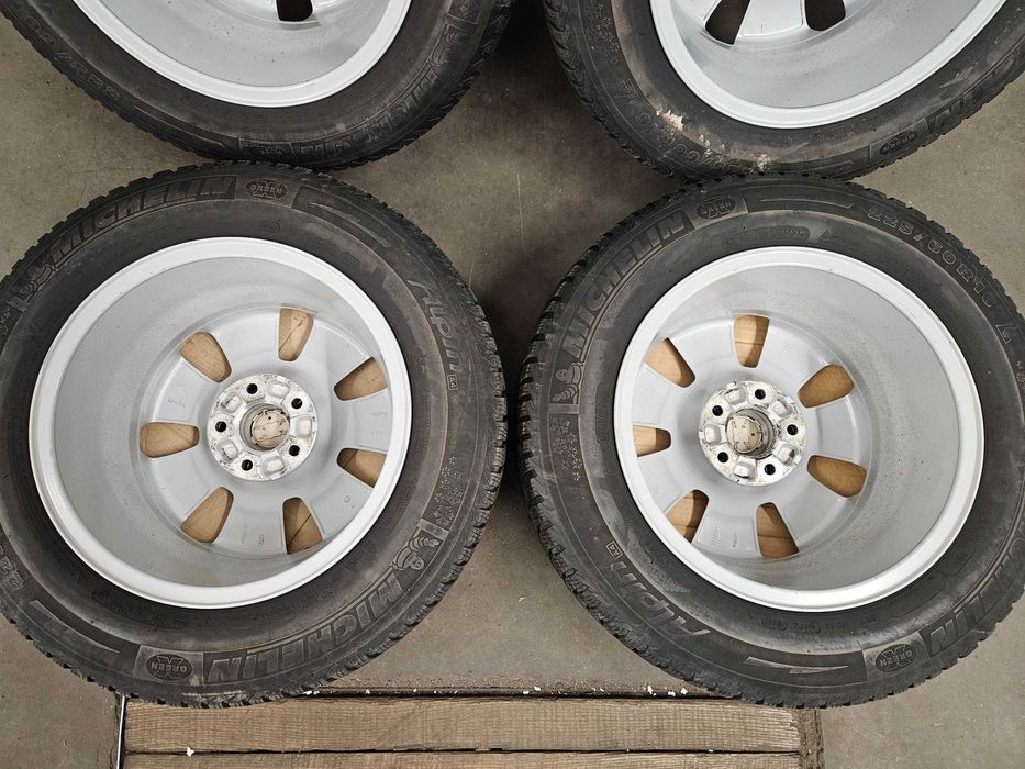 5x112 R16 - Alufelgi Audi A6 A8 Q3 A3 A4 A5 Skoda Karoq VW Caddy