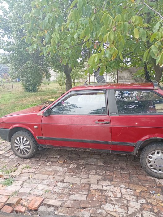 Автомобіль 2108 у хорошому стані продається