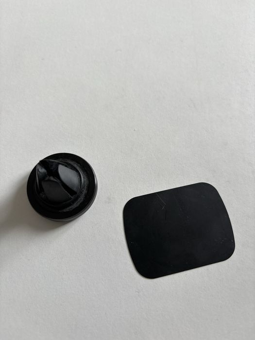 Íman e suporte para o carro IServices