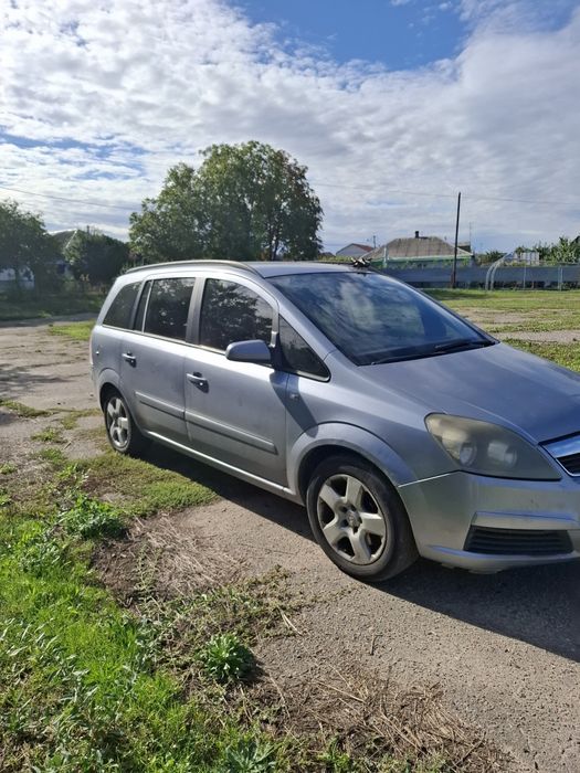 Продам Opel Zafira B