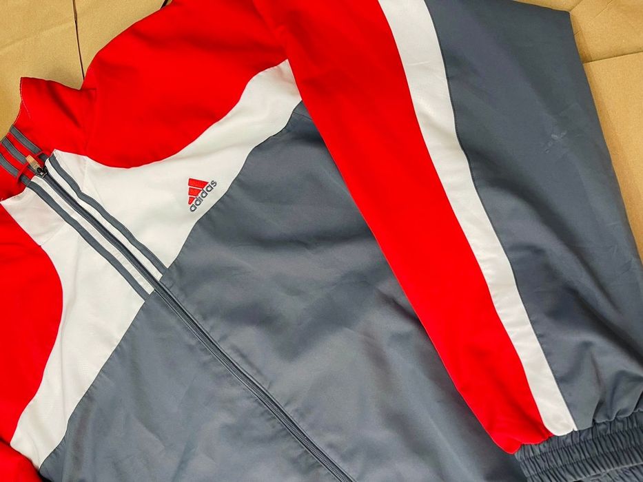 Vendo casaco Adidas original