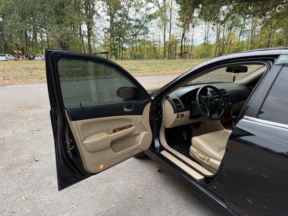 Honda Accord 2,4