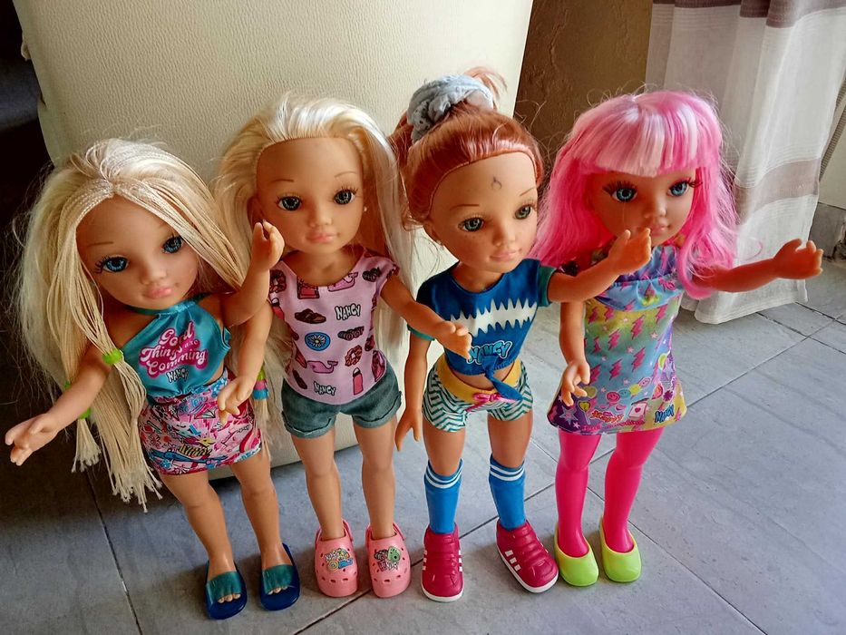 4 bonecas nancy como novas