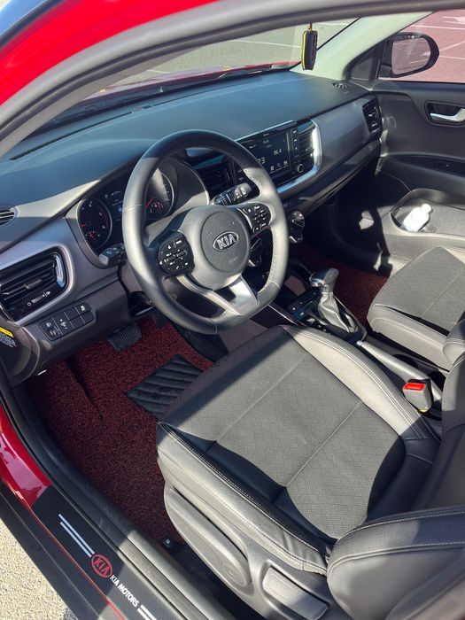 Продам кіа stonik 2019