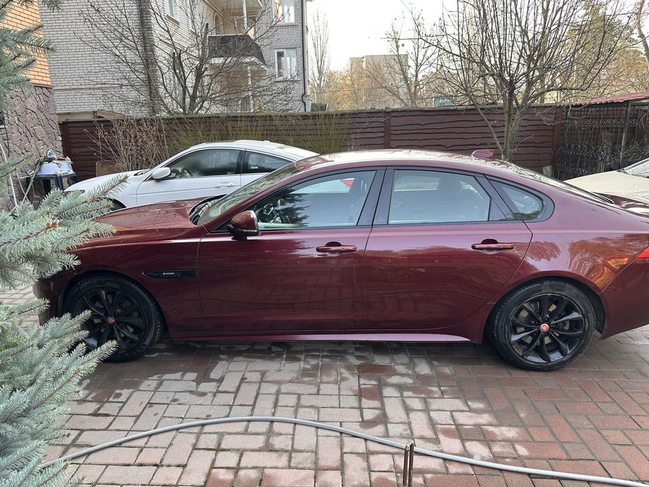Jaguar XF 2016 2.0d