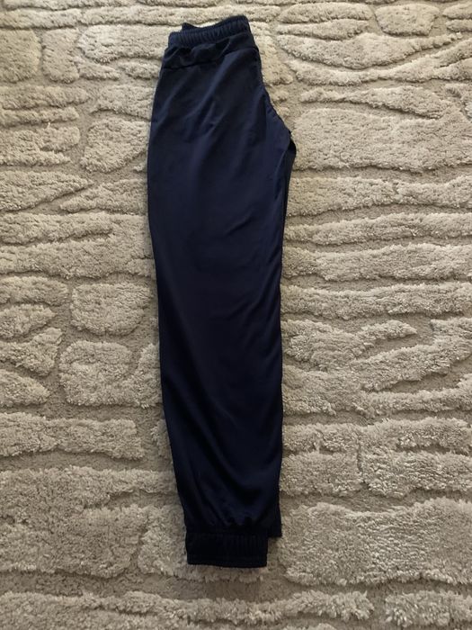 Calça desportiva
