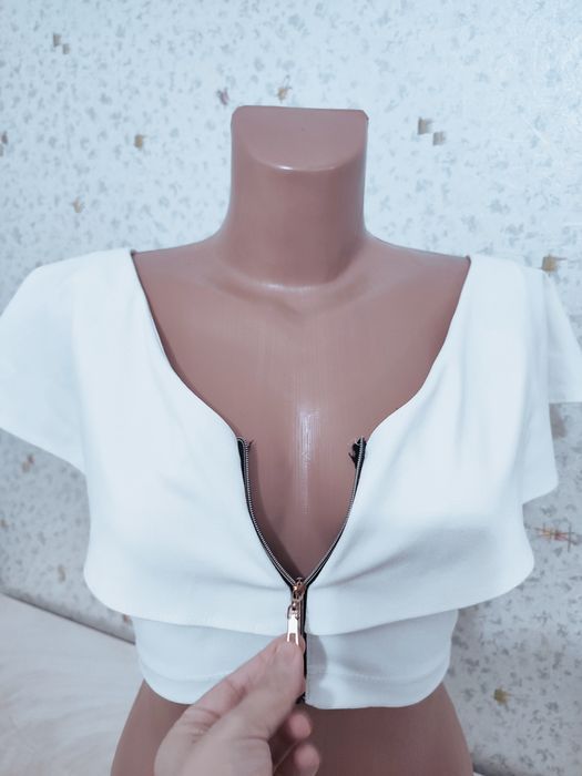 Продам красивую блузку топик для девочки подростка р 152-156