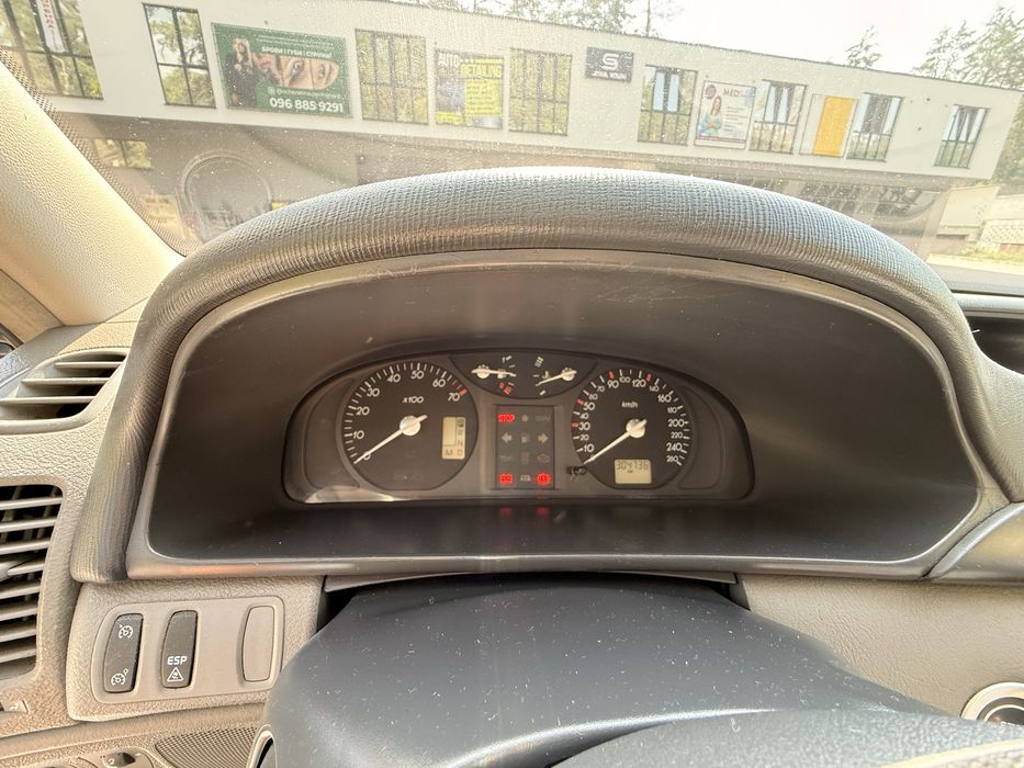 Renault Laguna 2002 VIN VF1BG0J0A26698435 фото оголошення 8 з 14