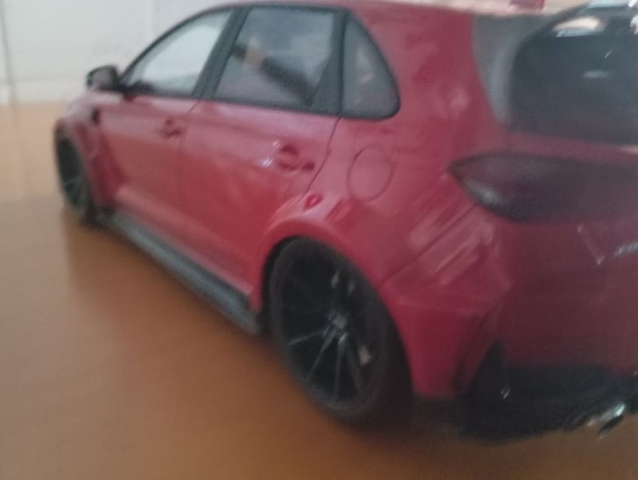 Miniaturas de carros 1.18