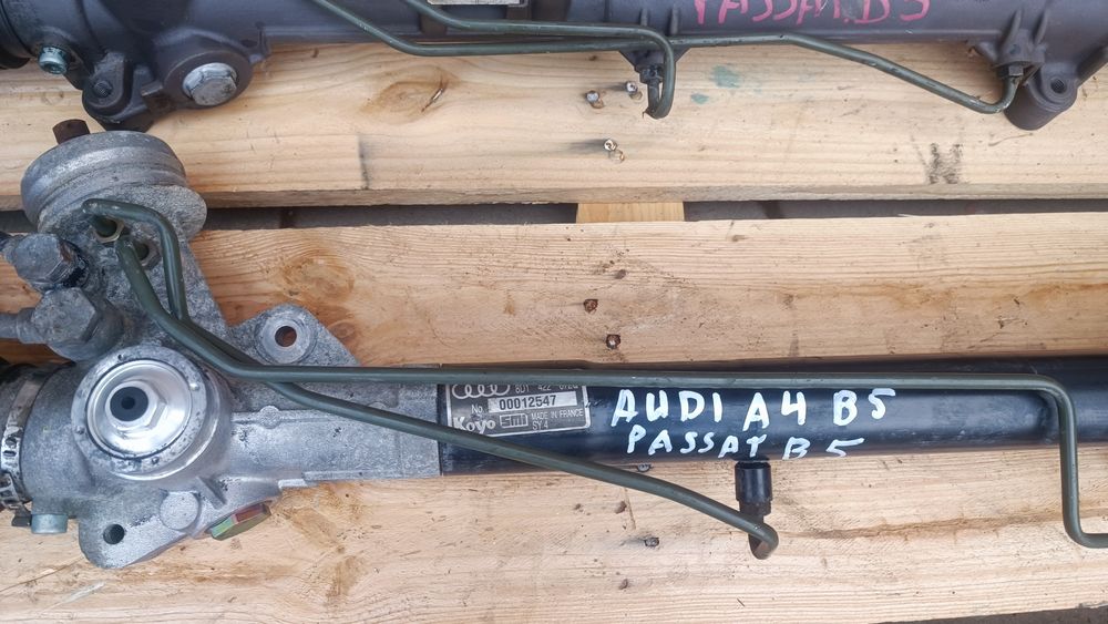 Рульова рейка Passat B 5 Audi A4 пассат Б5 Аудіо А4 8D1422072Q