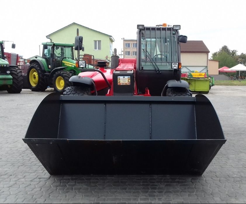 Ковш. Ківш зерновий для Manitou та JCB.