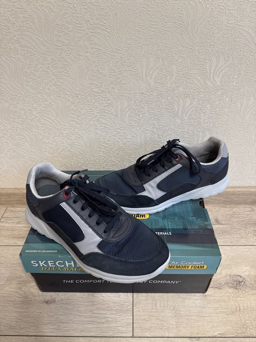 Geox чоловічі фірмові кросівки р. 42 оригінал ecco