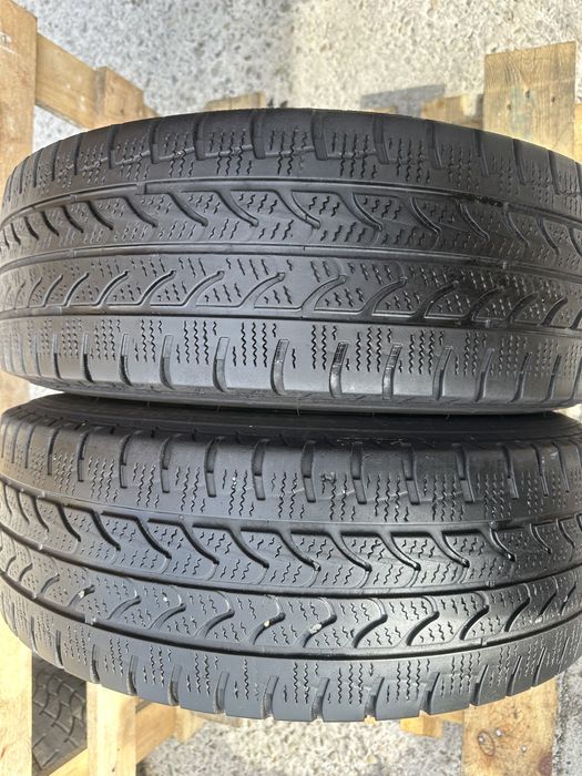 Шини зима 25 рік 215/90 R15c Sava резина на Уаз