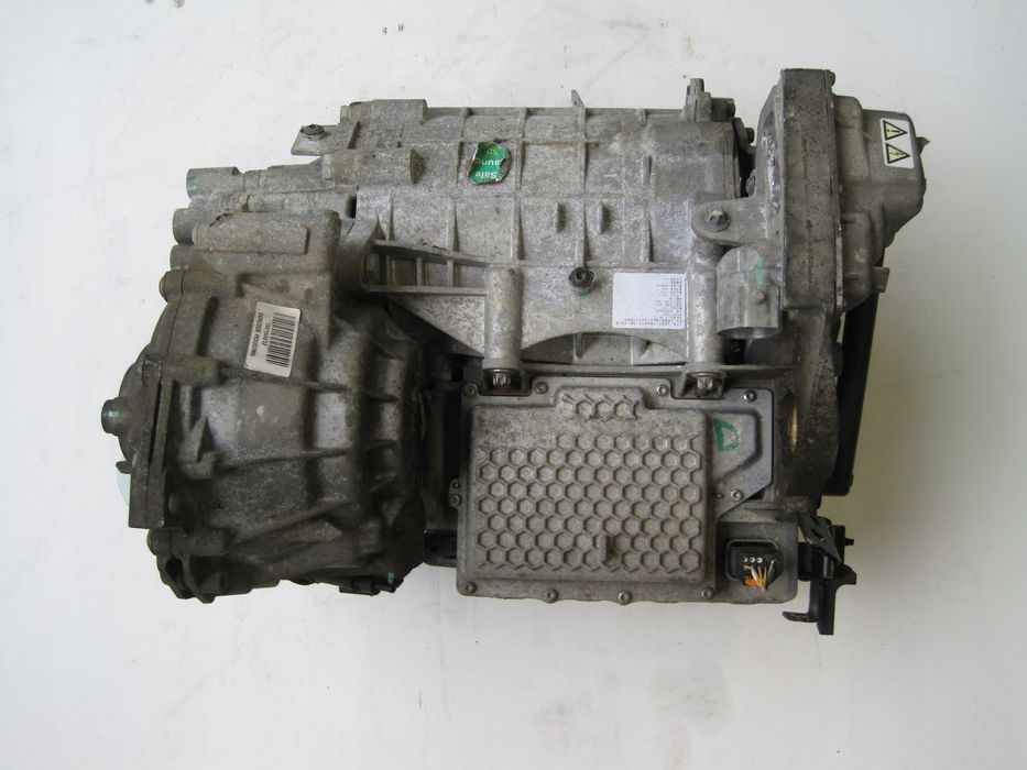 DYFER SILNIK ELEKTRYCZNY CITROEN DS7 TYŁ U29103084 HYBRID