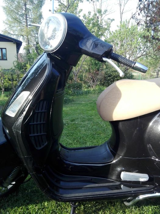 Piaggio Vespa GTS 125/