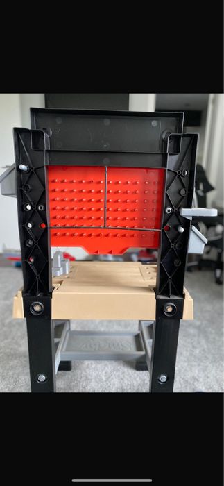 Mesa ferramentas Black + Decker criança