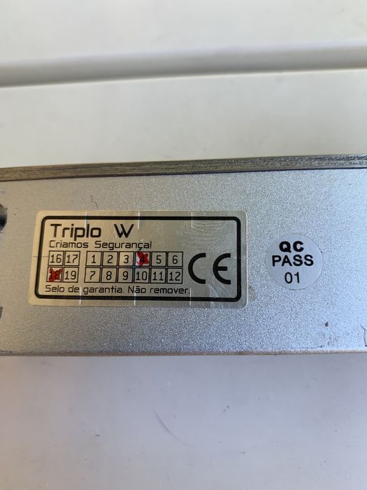 Fechadura eléctrica