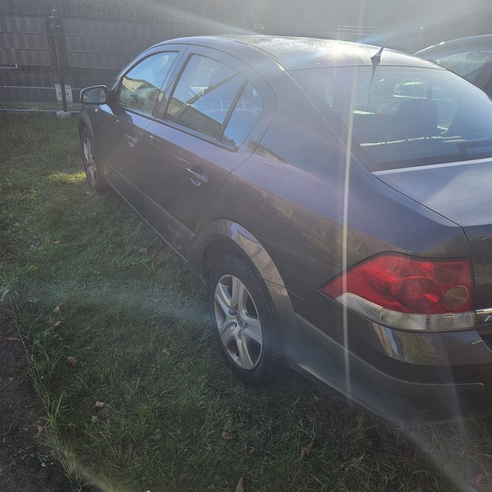 Opel Astra H 1.6 LPG 2009r