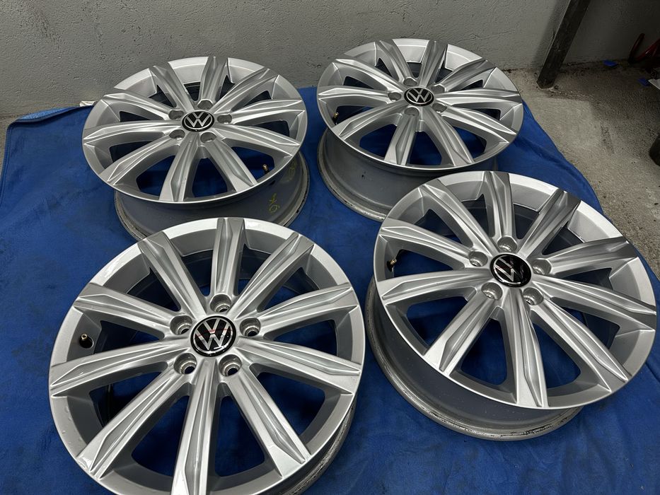 Felgi 17 volgswagen golf touran caddy 5x112 6.5j et52 os 57.1