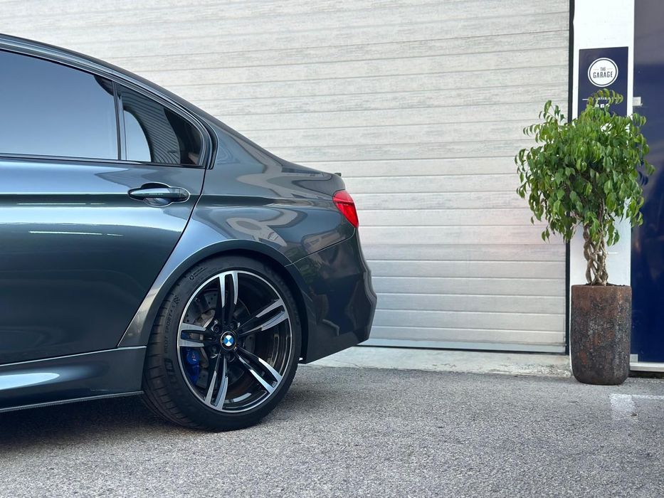 BMW M3 Auto