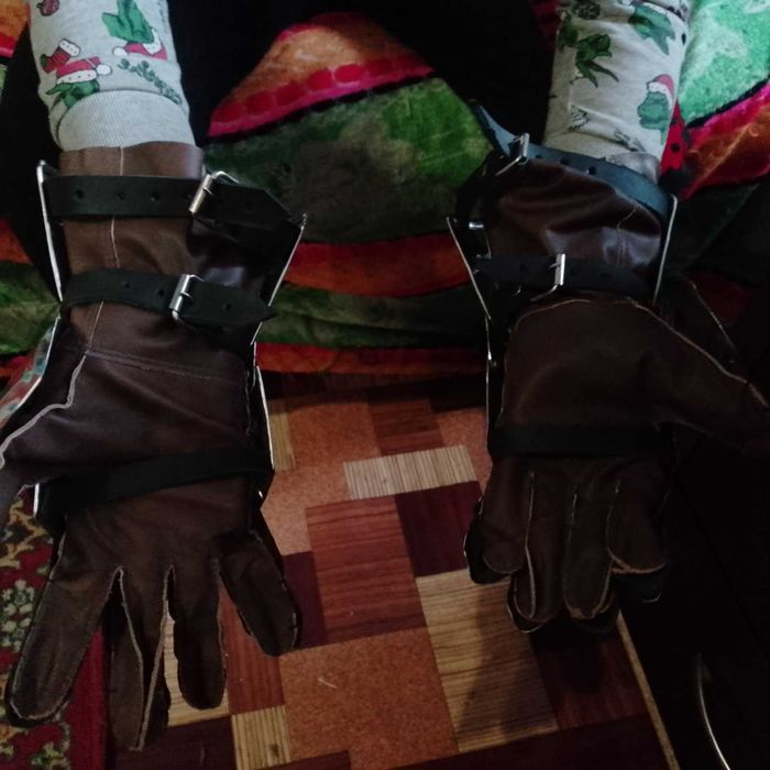 Перчатки рыцарские. Для сражений или декора.