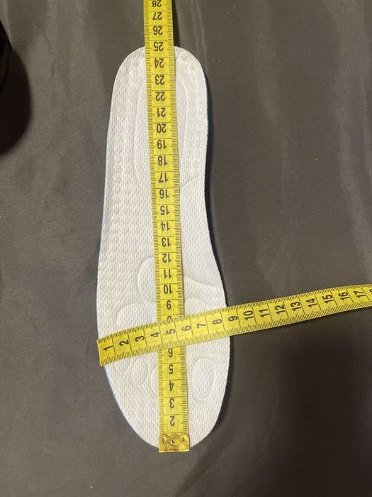 Легесенькі літні кроси розмір 39