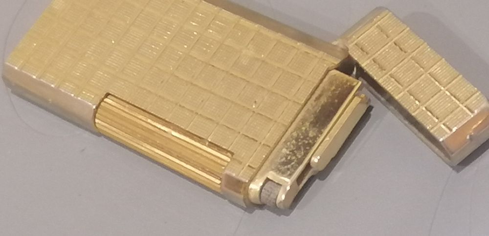 Isqueiro ronson gas plaque de ouro