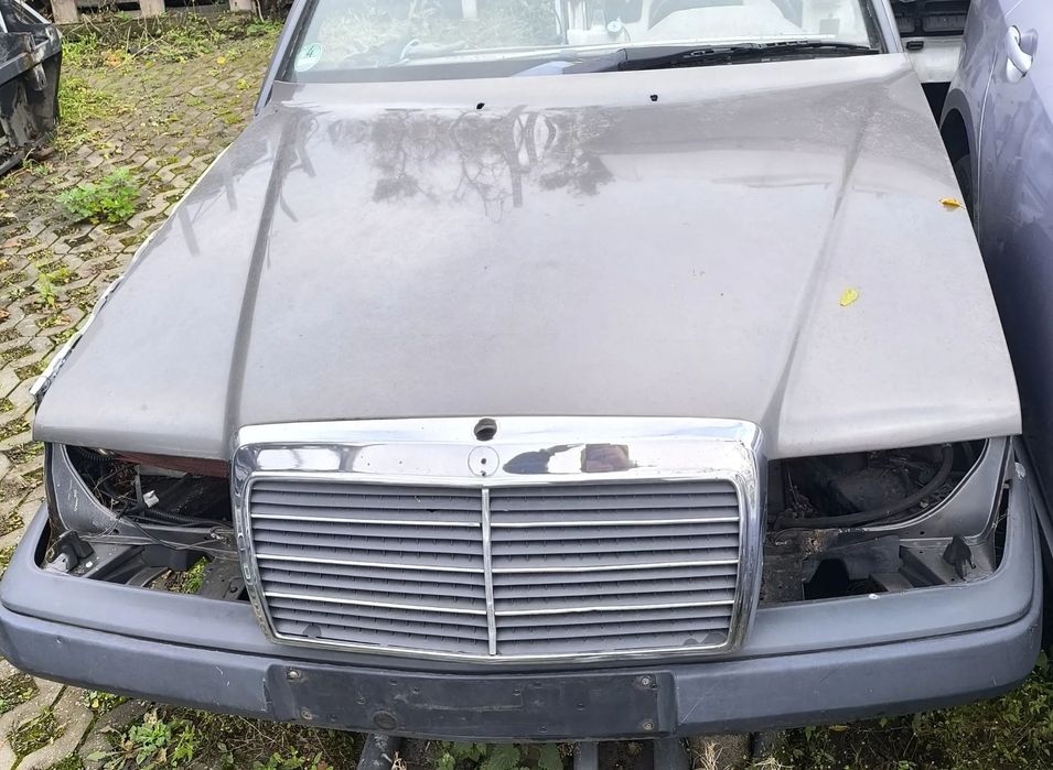 maska grill Mercedes W124
