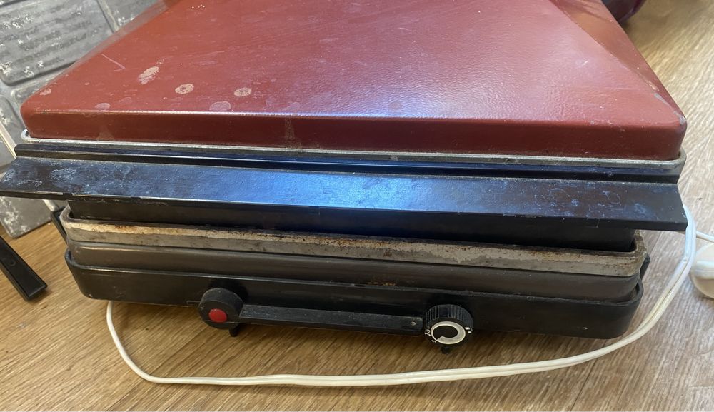 Електрошашличниця «Жаринка»