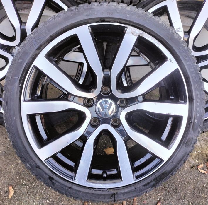 Felgi z oponami zimowymi VW Golf GTI GTD Caddy Touran 7,5x18 ET51 5x11