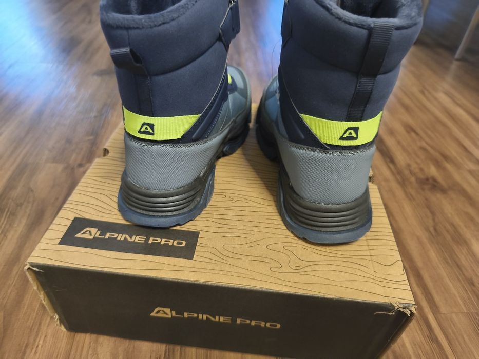 Śniegowce Alpine Pro buty zimowe r 35 nowe