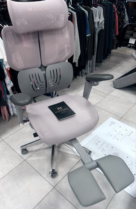 Krzesło ergonomiczne Hinomi. Solidna konstrukcja. Wiele funkcjii