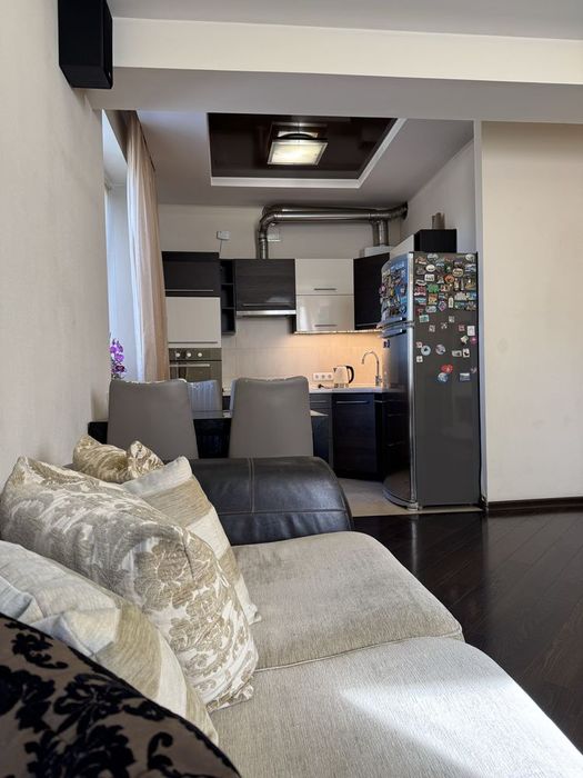 ЦЕНТР продам 3кімнатну квартиру 64 м² вул. Воскресенська