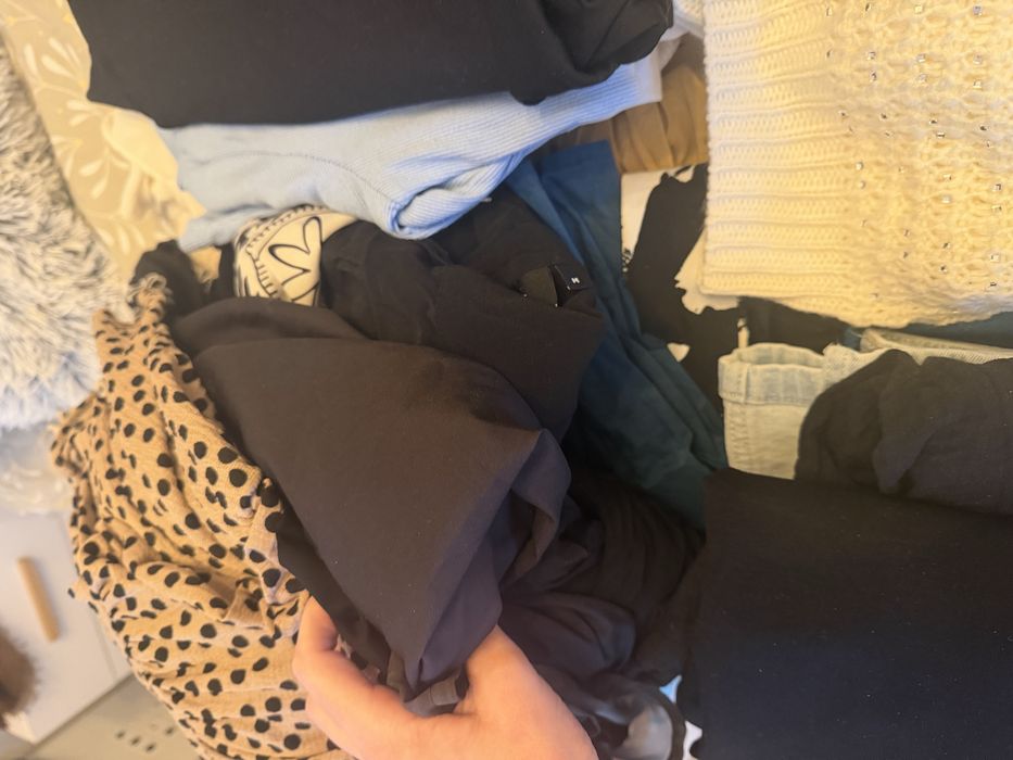 Duży box ciuchow - paka ubran rozmiary 42/46