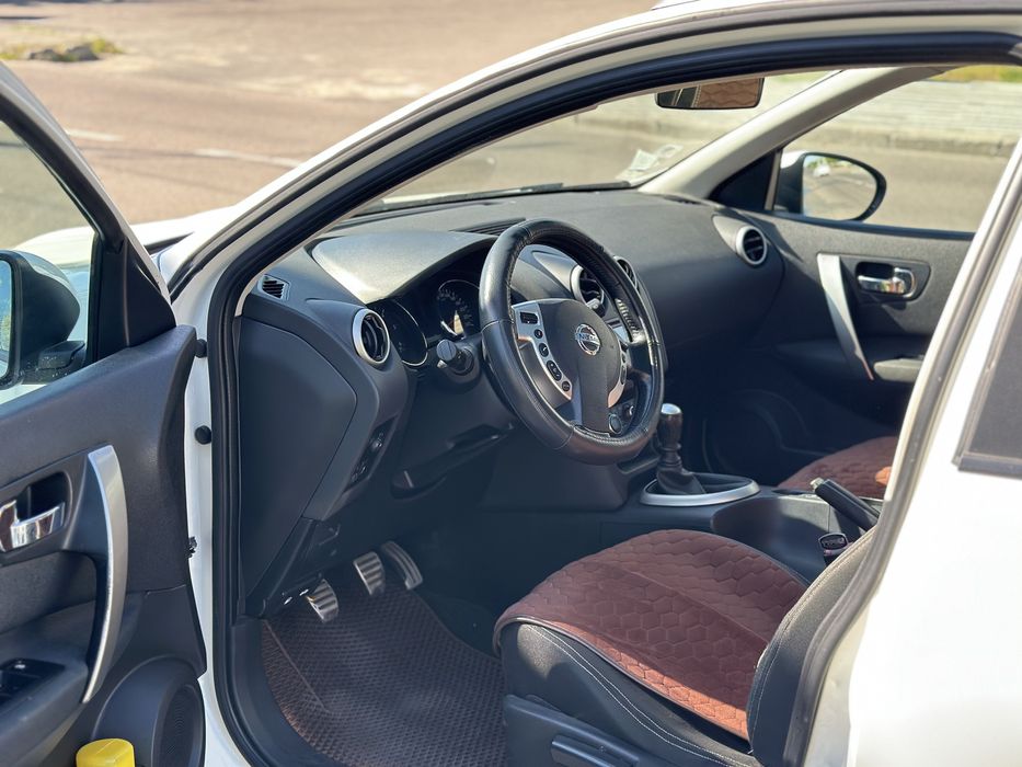 Продам Nissan Qashqai 2012 1.5 D