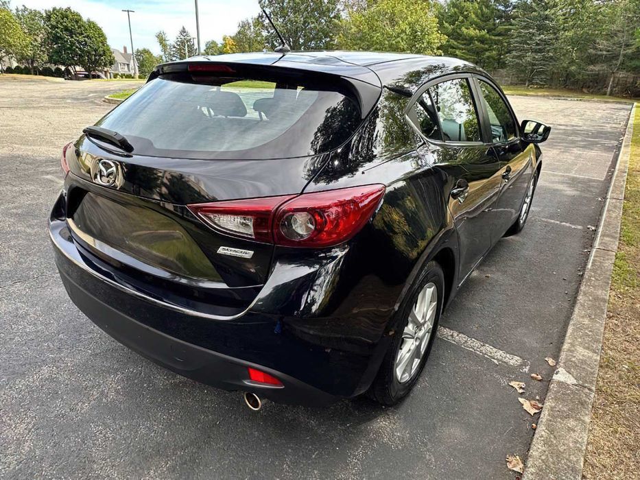 Mazda 3 i Grand Touring      2016