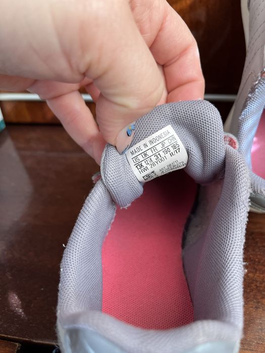 Дитячі кросівки