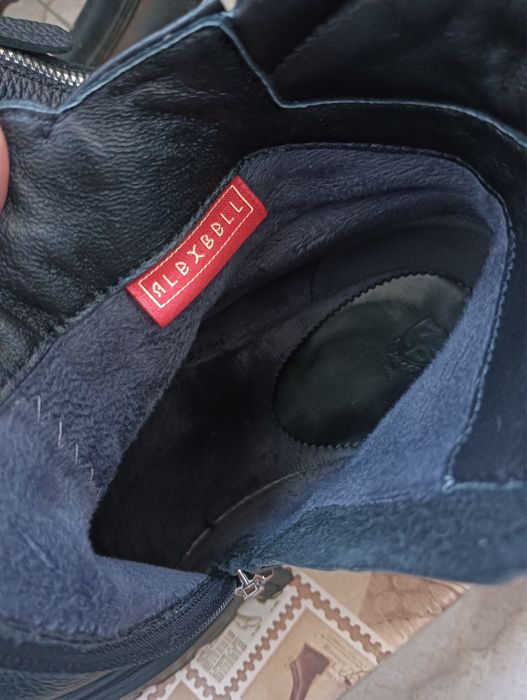 Женские кожаные ботинки