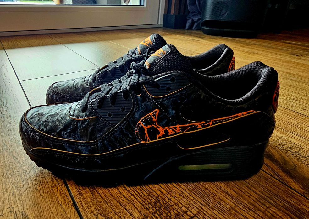 Nike Air Max 90 QS Wulkan r.41