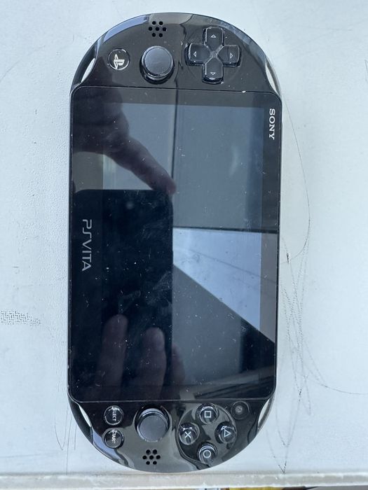 Sony PS Vita PCH-2004 + sd 4gb