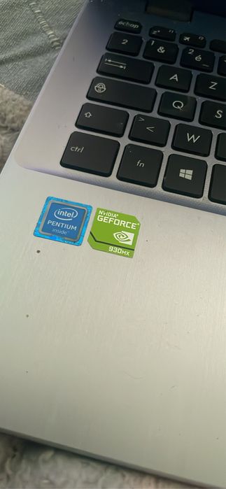 Portátil ASUS x405U Slim 14" | 12GB RAM | Gráfica Dedicada | Perfeito para Estudantes/Trabalho