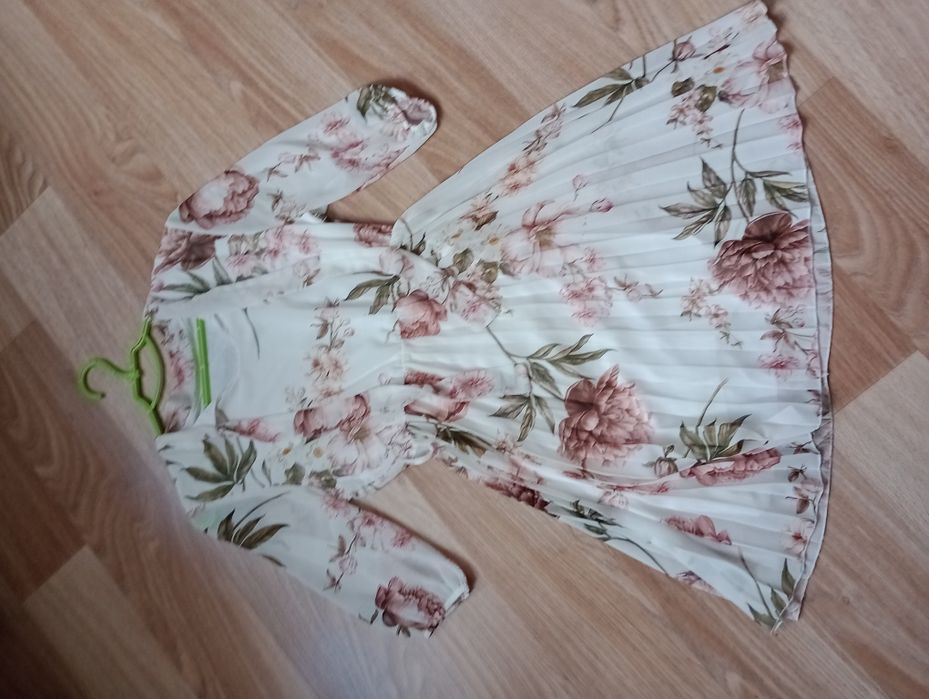 Продам сукні! Розмір М