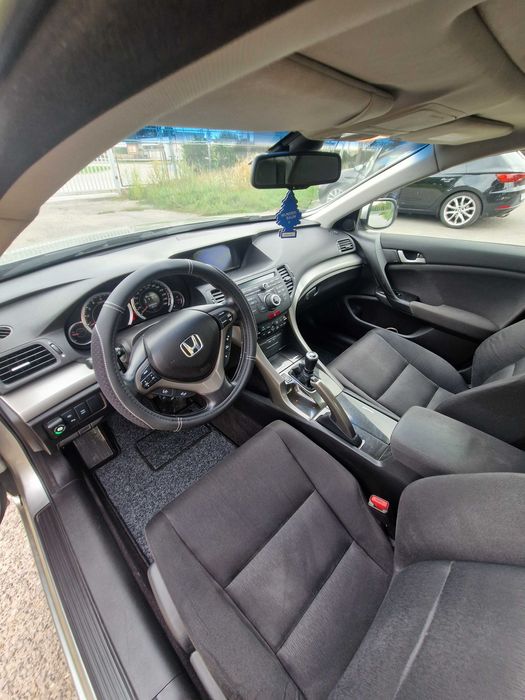 Honda accord VIII